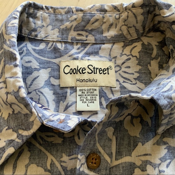 Cooke Street Honolulu Hawaiian Print Button Down - Picture 5 of 5